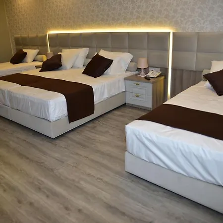 The King 4* Tirana