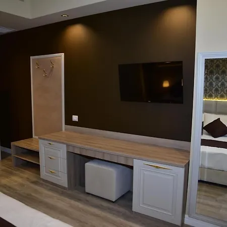 The King 4* Bërxull