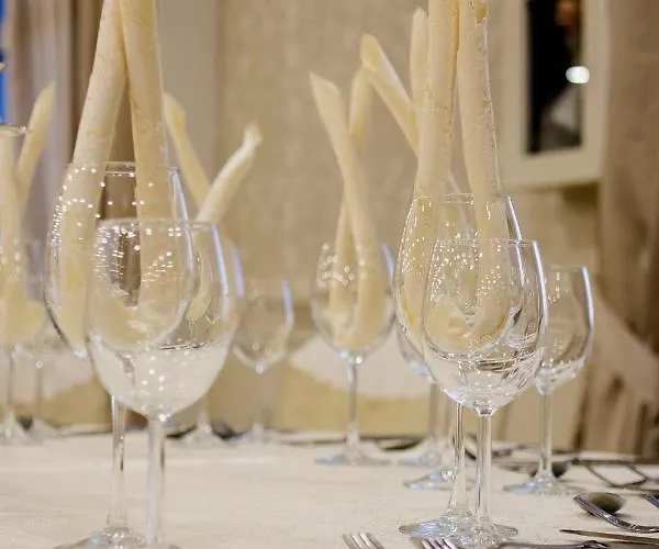 The King 酒店 Bërxull