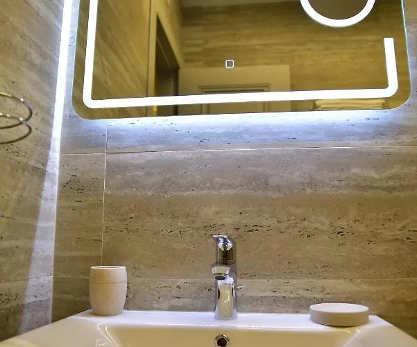 酒店 The King Bërxull