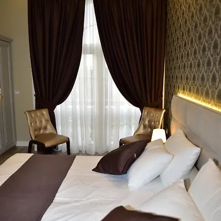 The King Hotel Berxull